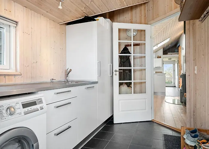 3 Bedroom Stunning In Holiday home *